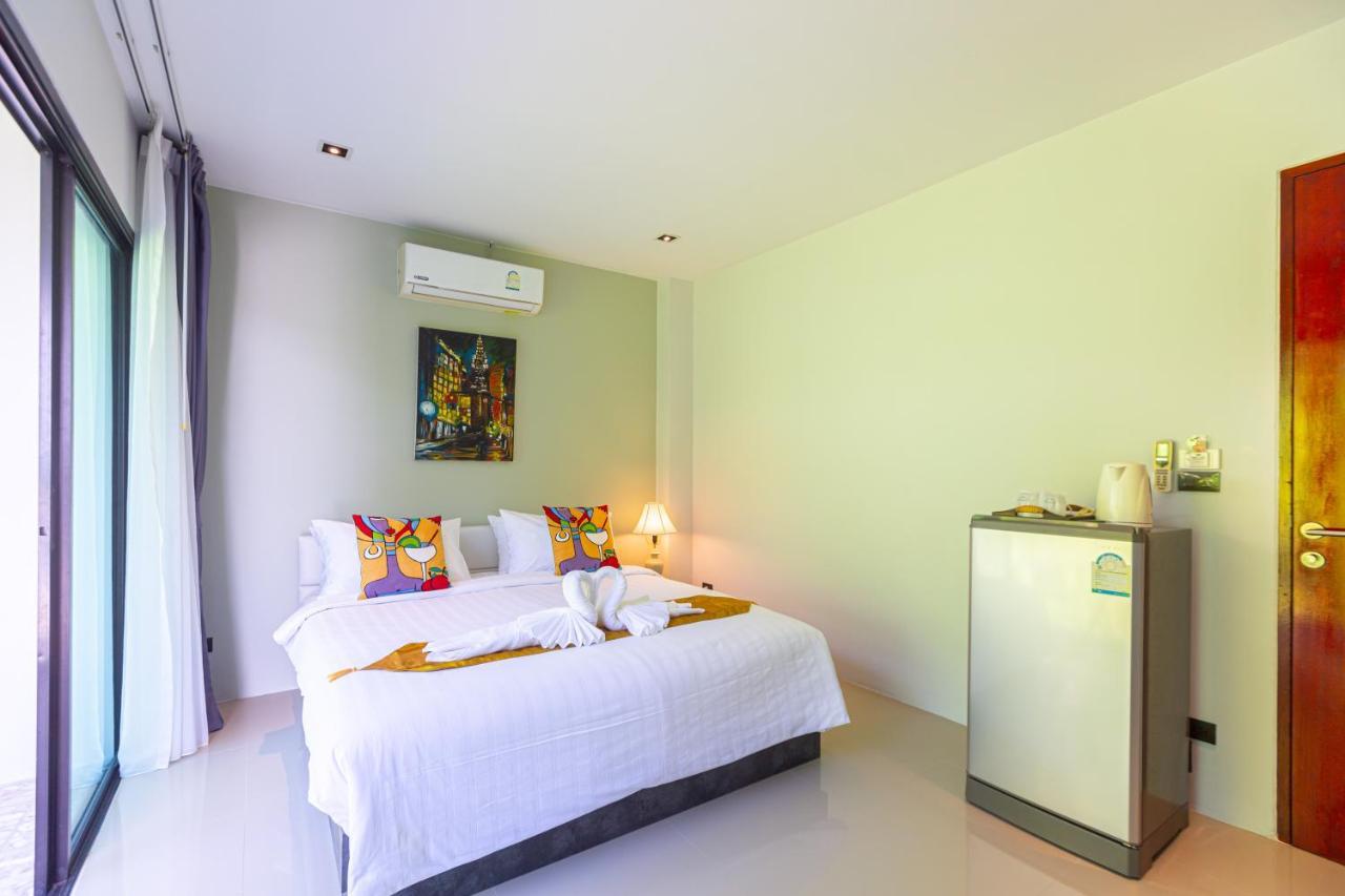 Hotel Rossarin Sea View Patong Exterior foto