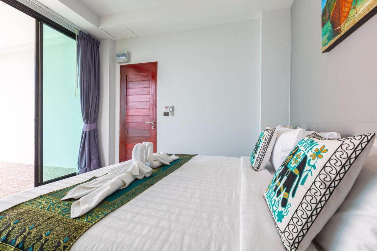 Hotel Rossarin Sea View Patong Exterior foto